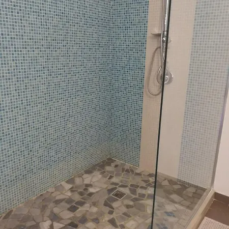 Sole Nyaraló *